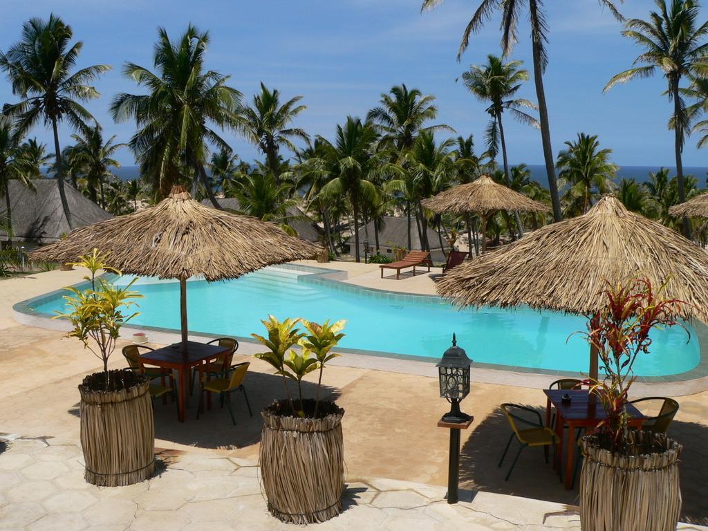 Blue Moon Beach Holiday Resort إنهامبان المظهر الخارجي الصورة